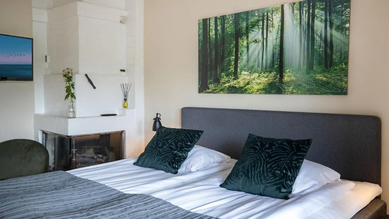 Treetop Spa Hangout & Hotel Gothenburg