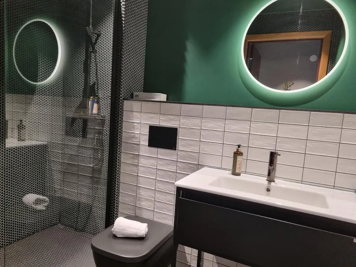 Treetop Spa Hangout & Hotel Göteborg